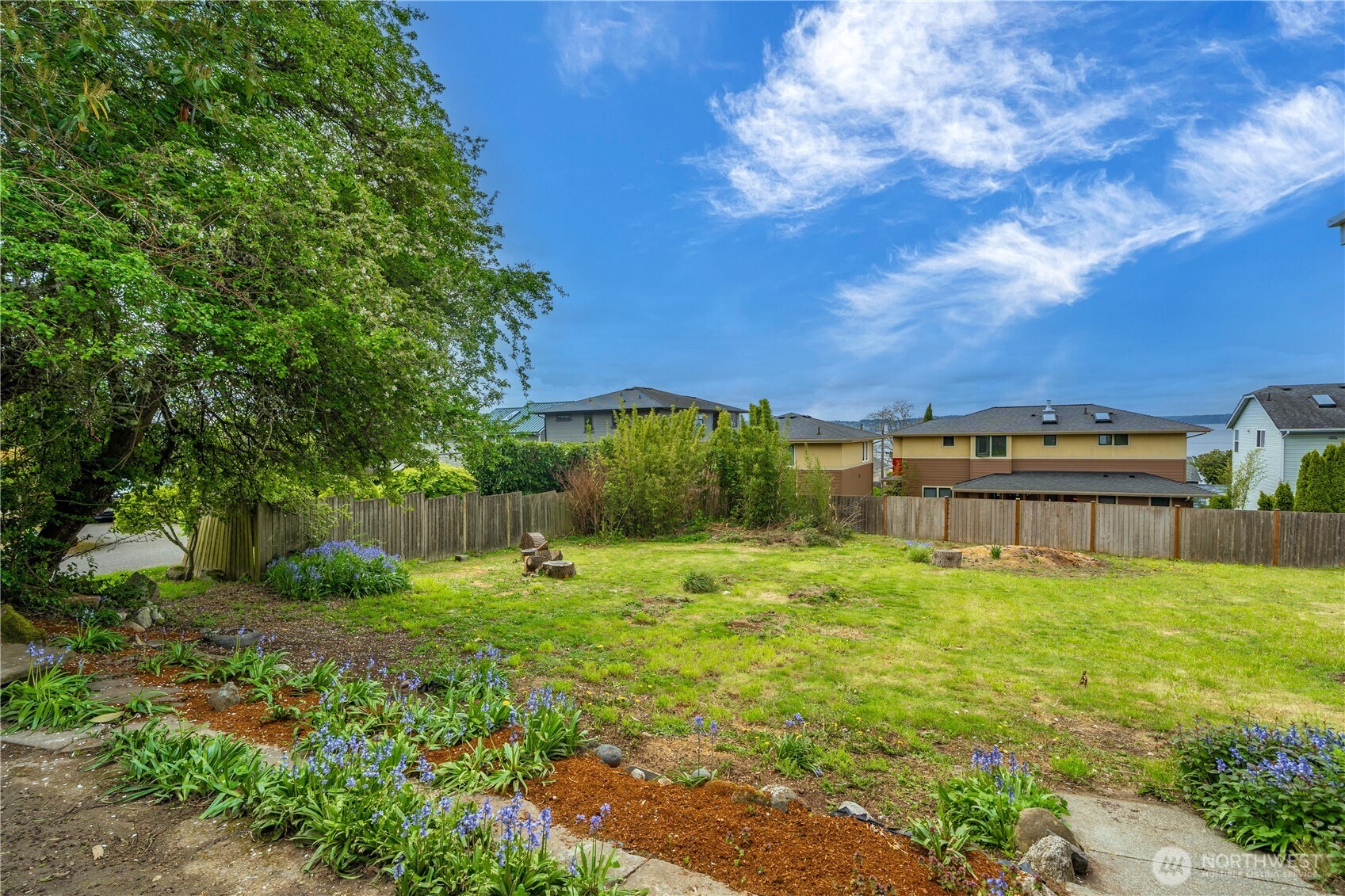 5006 Hyada Boulevard NE, Tacoma, WA 98422