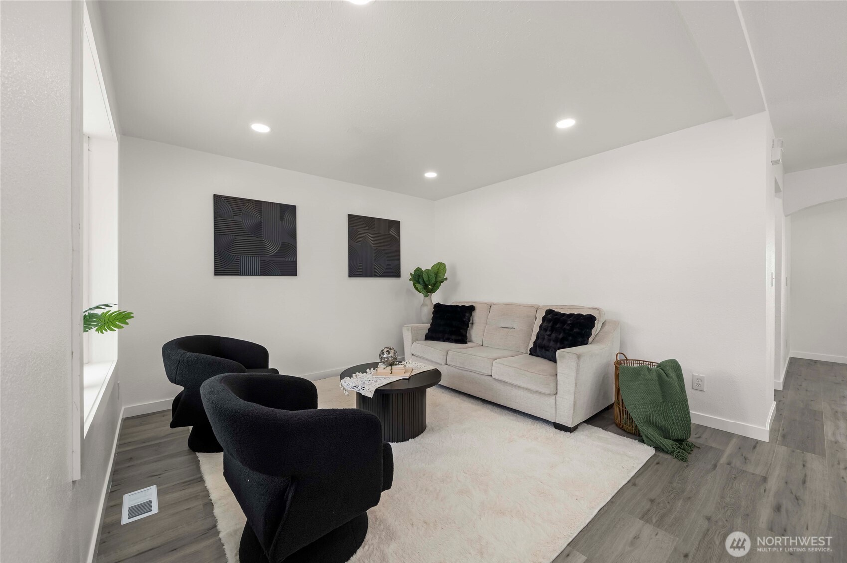 5006 Hyada Boulevard NE, Tacoma, WA 98422