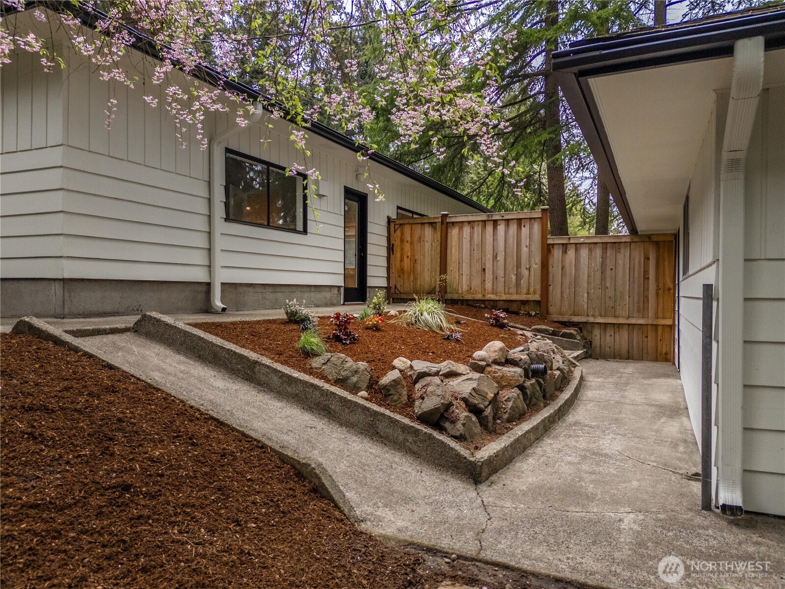 8115 50th Avenue E, Tacoma, WA 98443