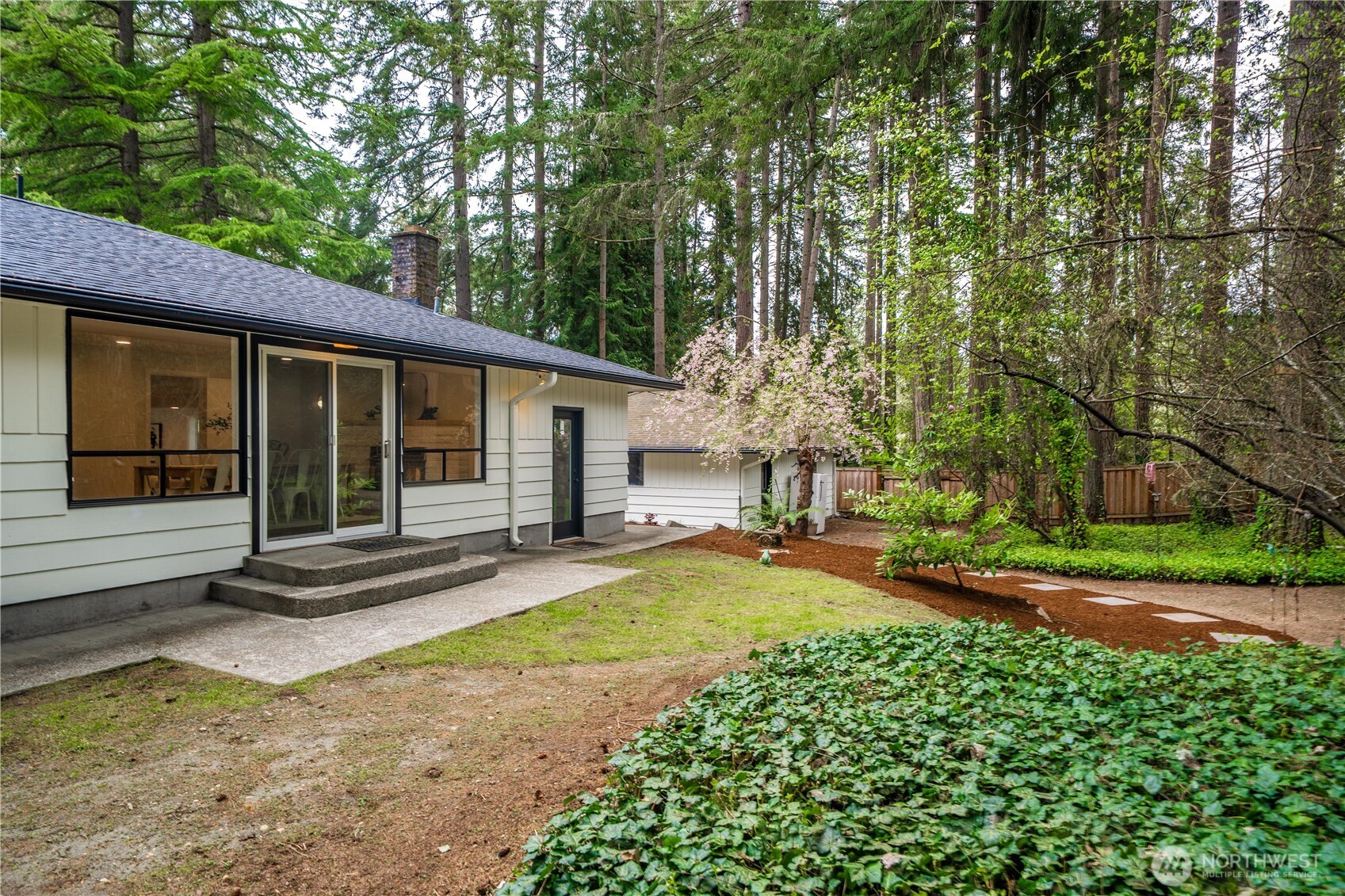 8115 50th Avenue E, Tacoma, WA 98443