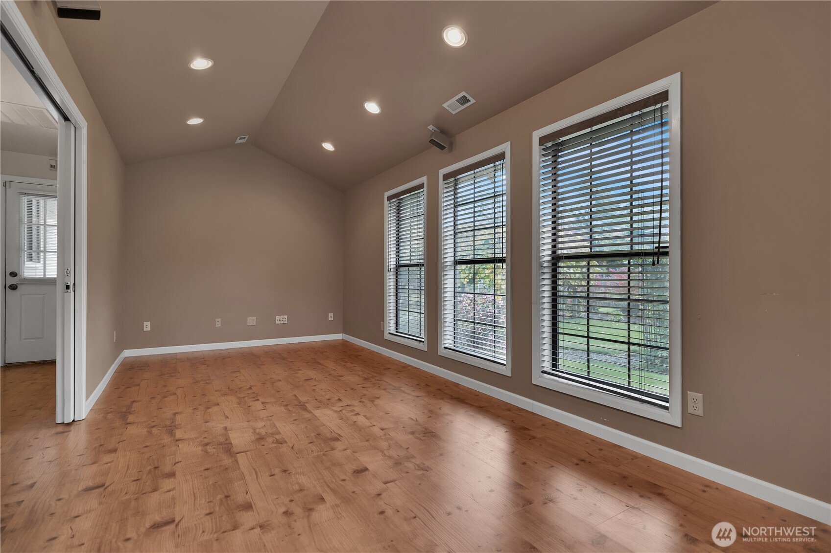 24040 146TH Place SE, Kent, WA 98042