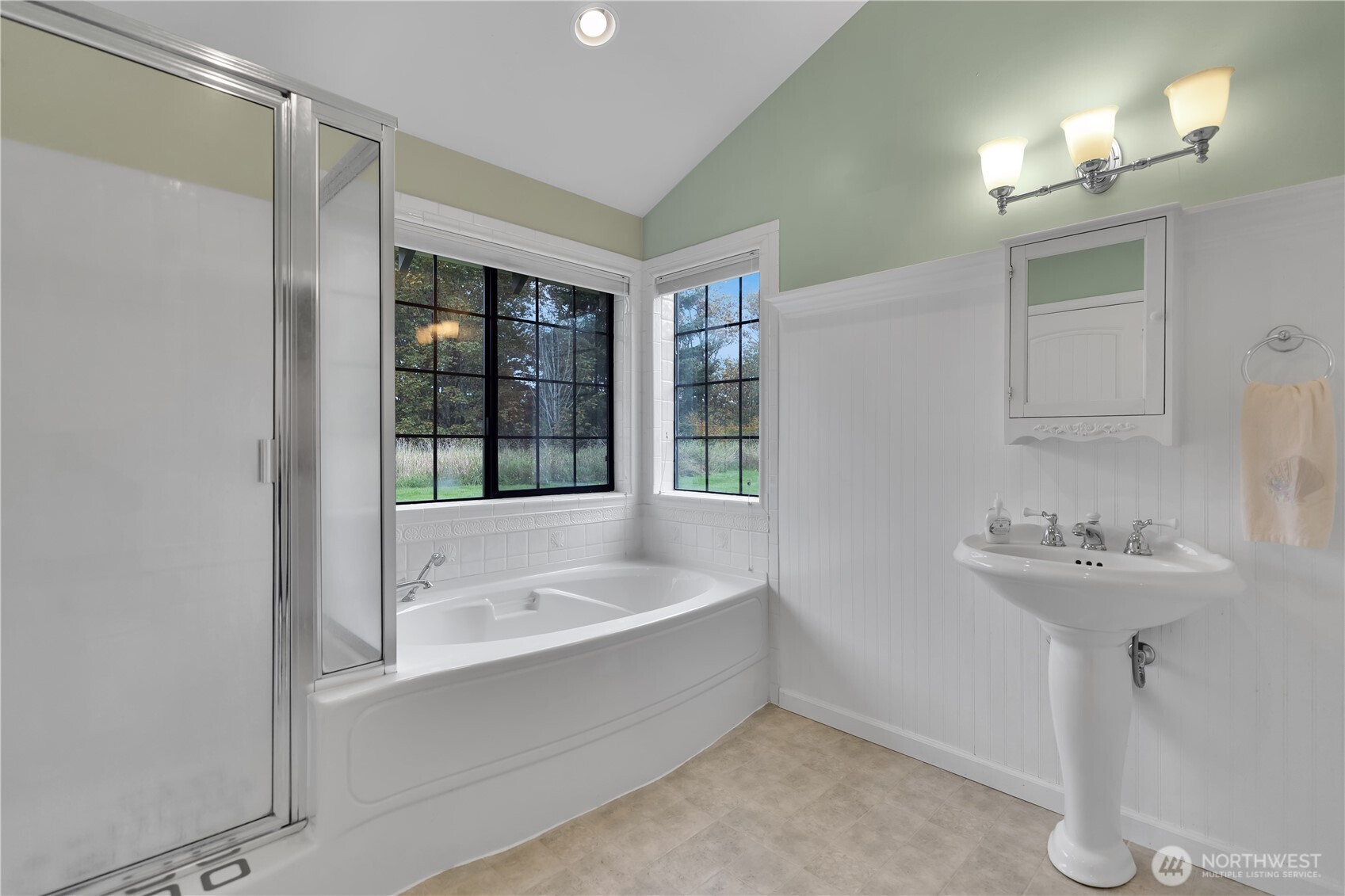 24040 146TH Place SE, Kent, WA 98042