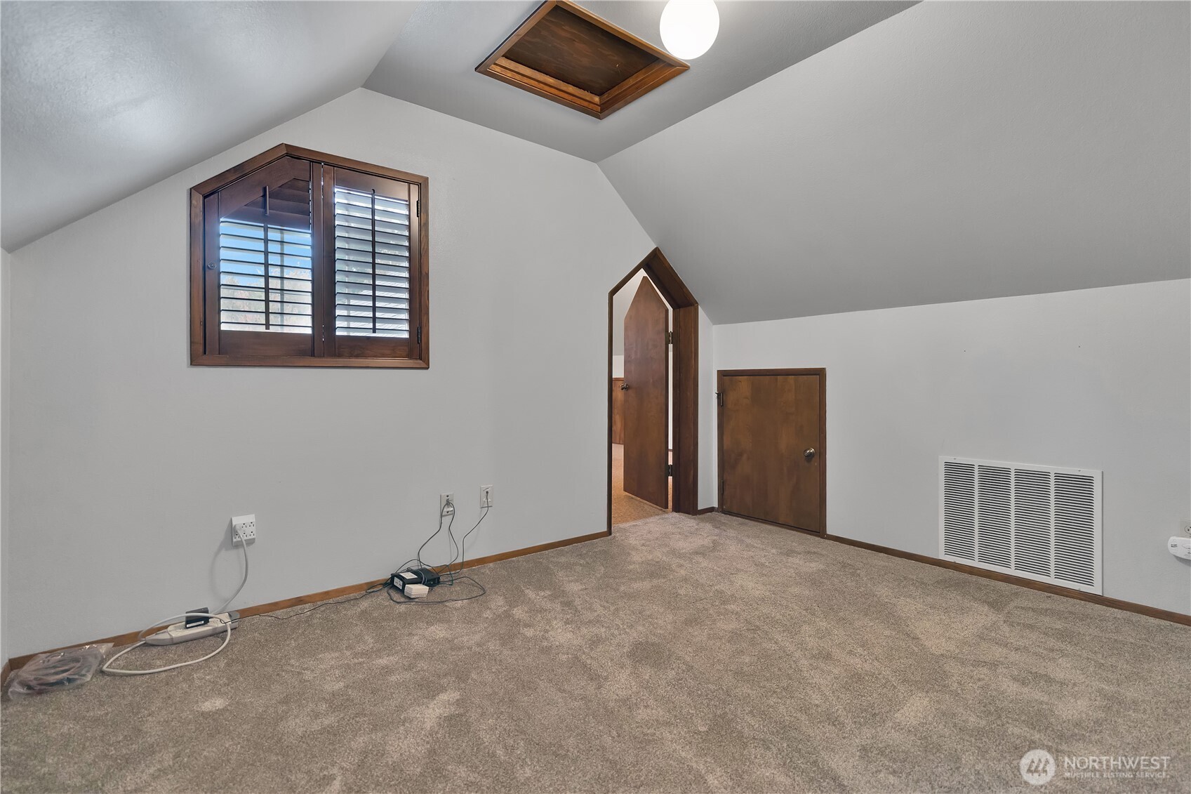 24040 146TH Place SE, Kent, WA 98042