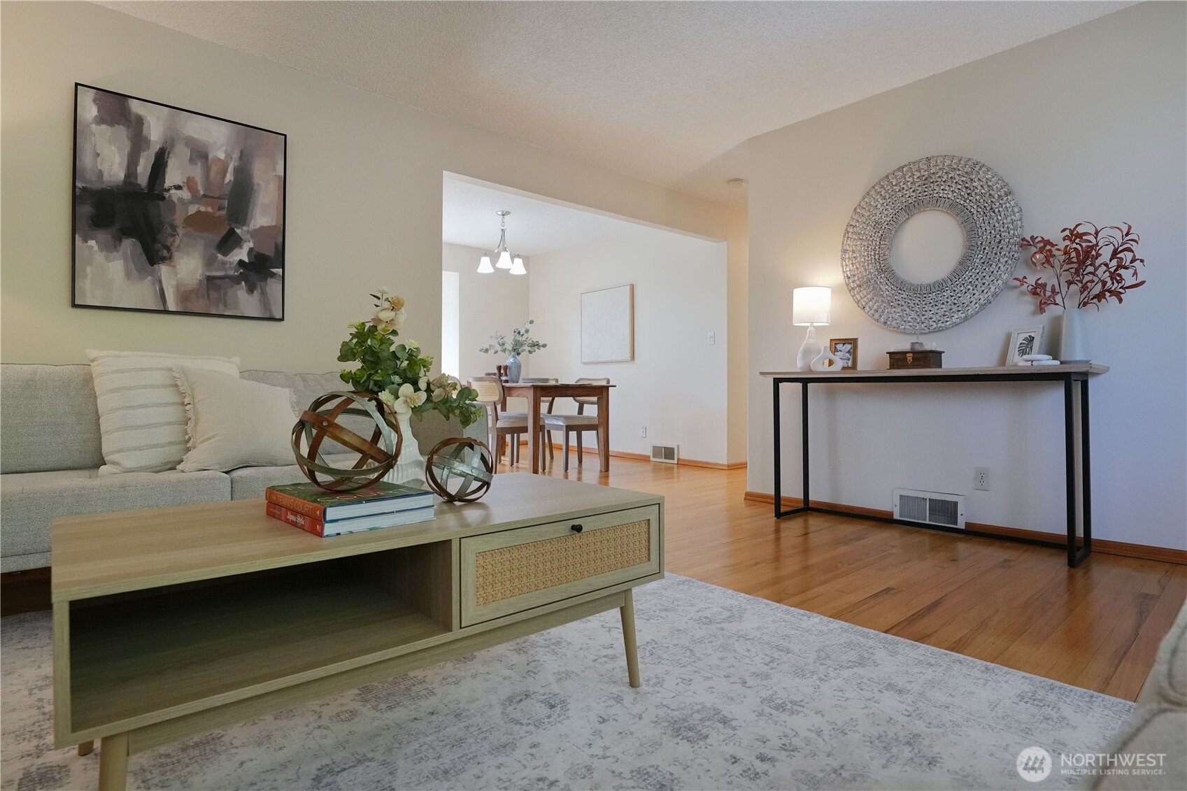 541 3rd Avenue S, Edmonds, WA 98020