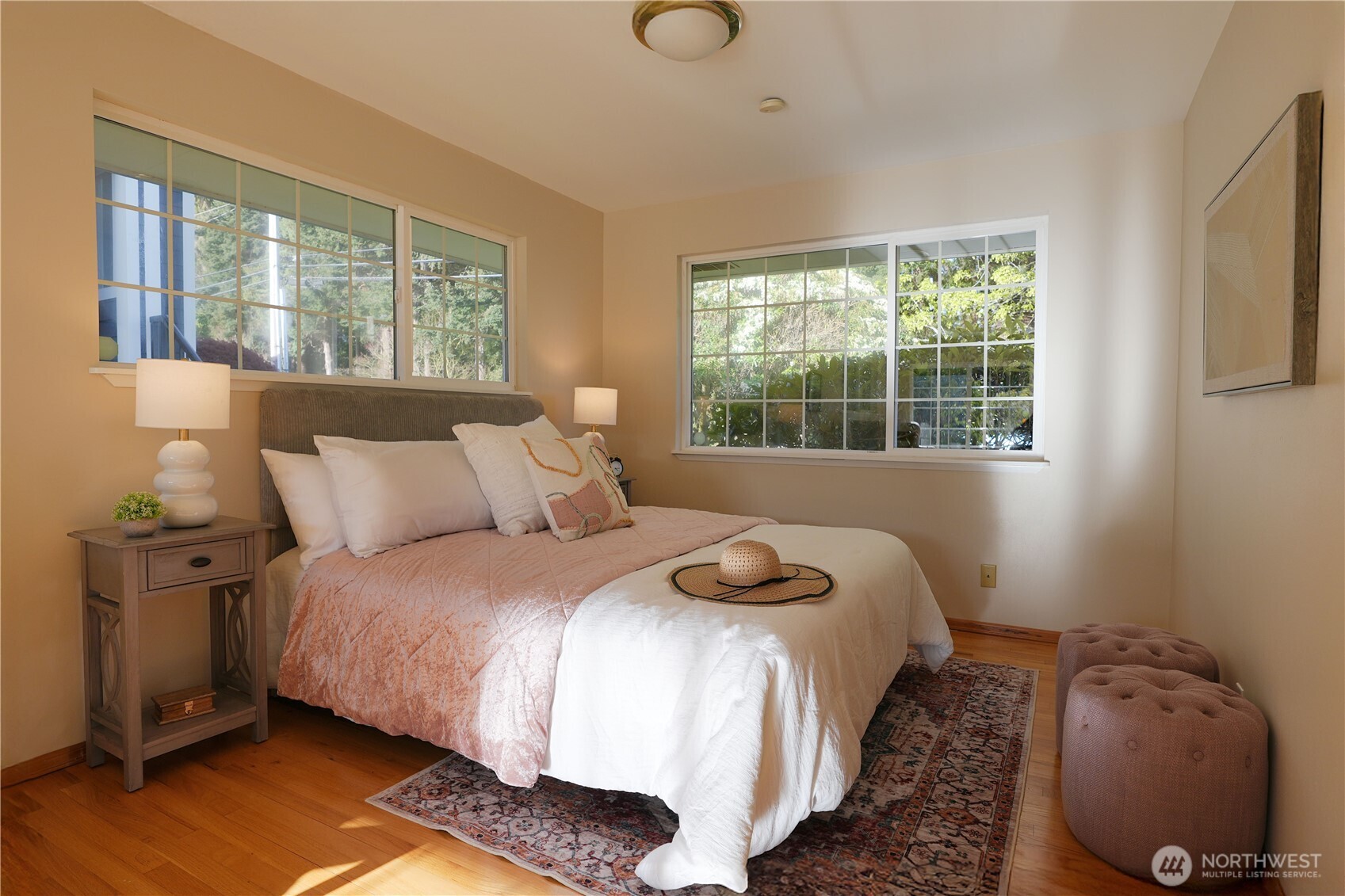 541 3rd Avenue S, Edmonds, WA 98020
