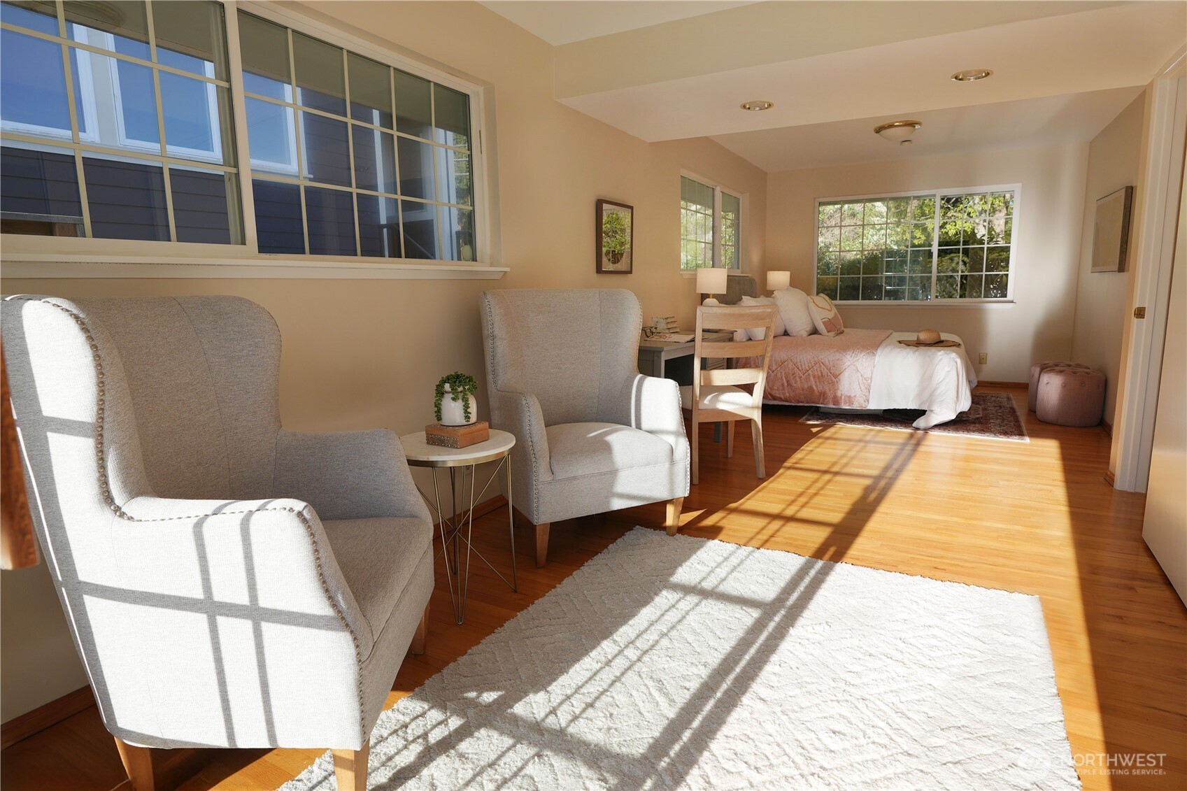 541 3rd Avenue S, Edmonds, WA 98020