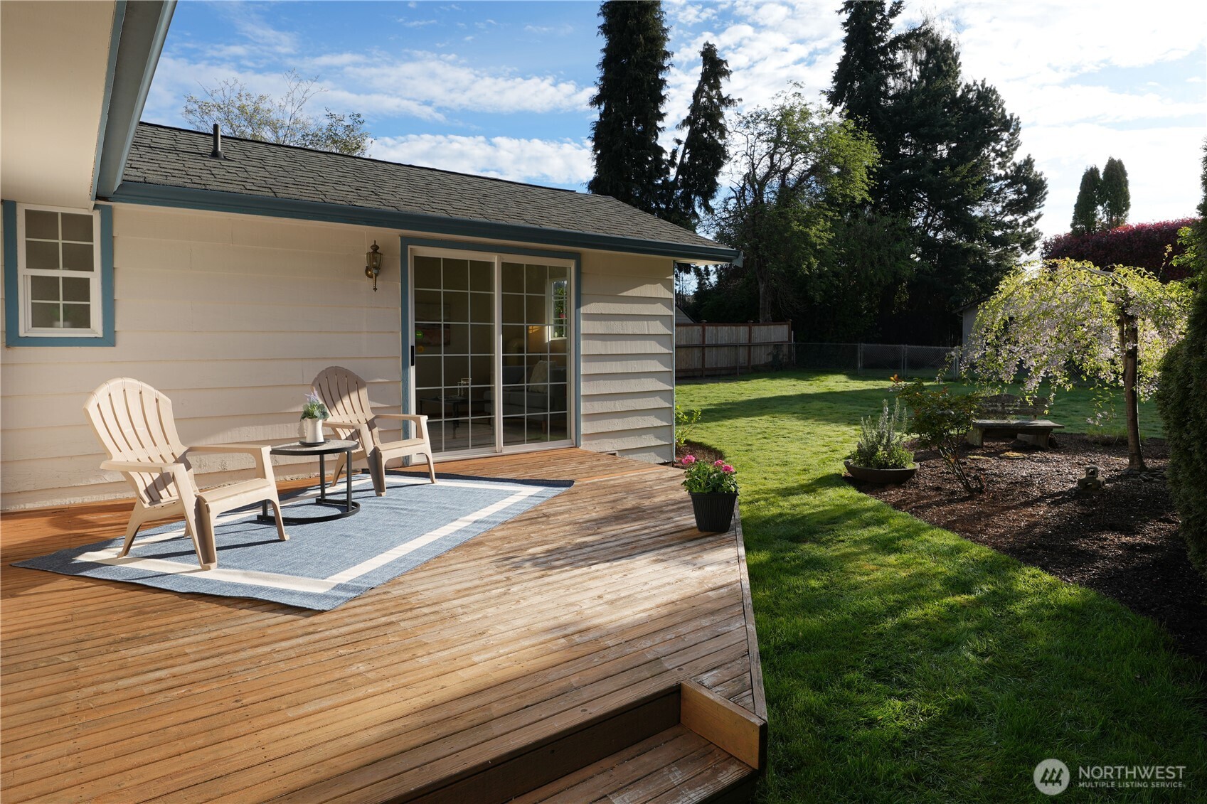 541 3rd Avenue S, Edmonds, WA 98020