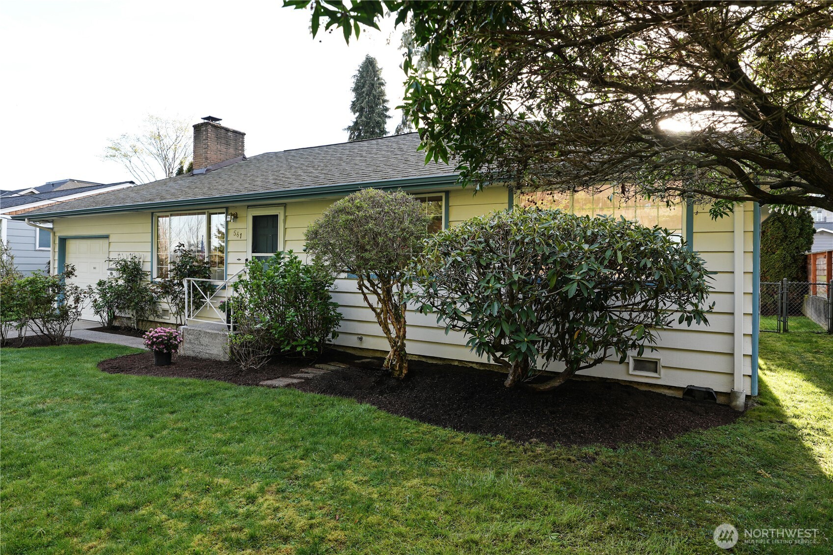 541 3rd Avenue S, Edmonds, WA 98020