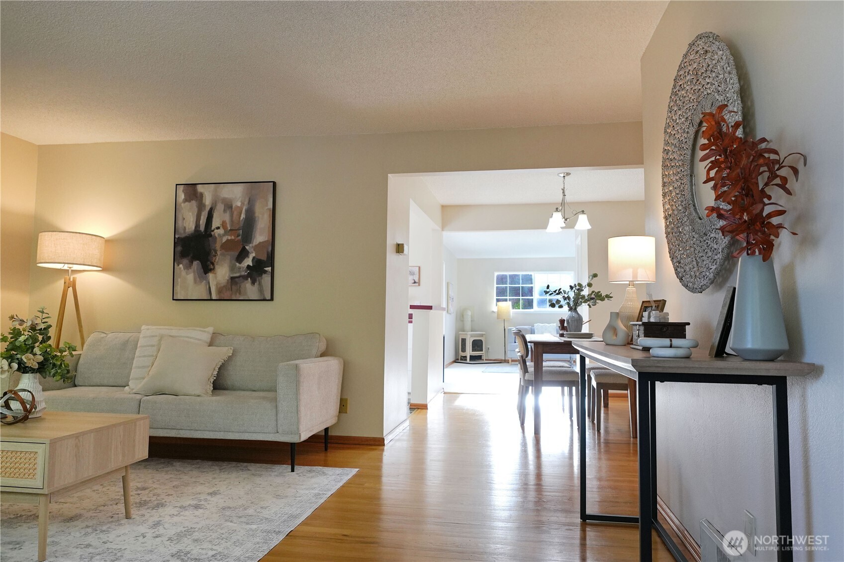 541 3rd Avenue S, Edmonds, WA 98020