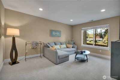 13430 Patriot Way SE, Renton, WA 98059 - Photo 28