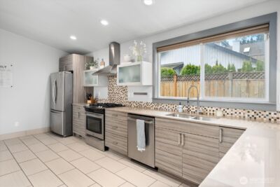 6205 NE 196th Street , Kenmore, WA 98028 - Photo 8