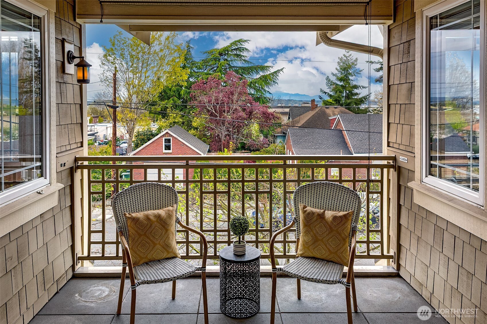 600 Bell Street #301, Edmonds, WA 98020