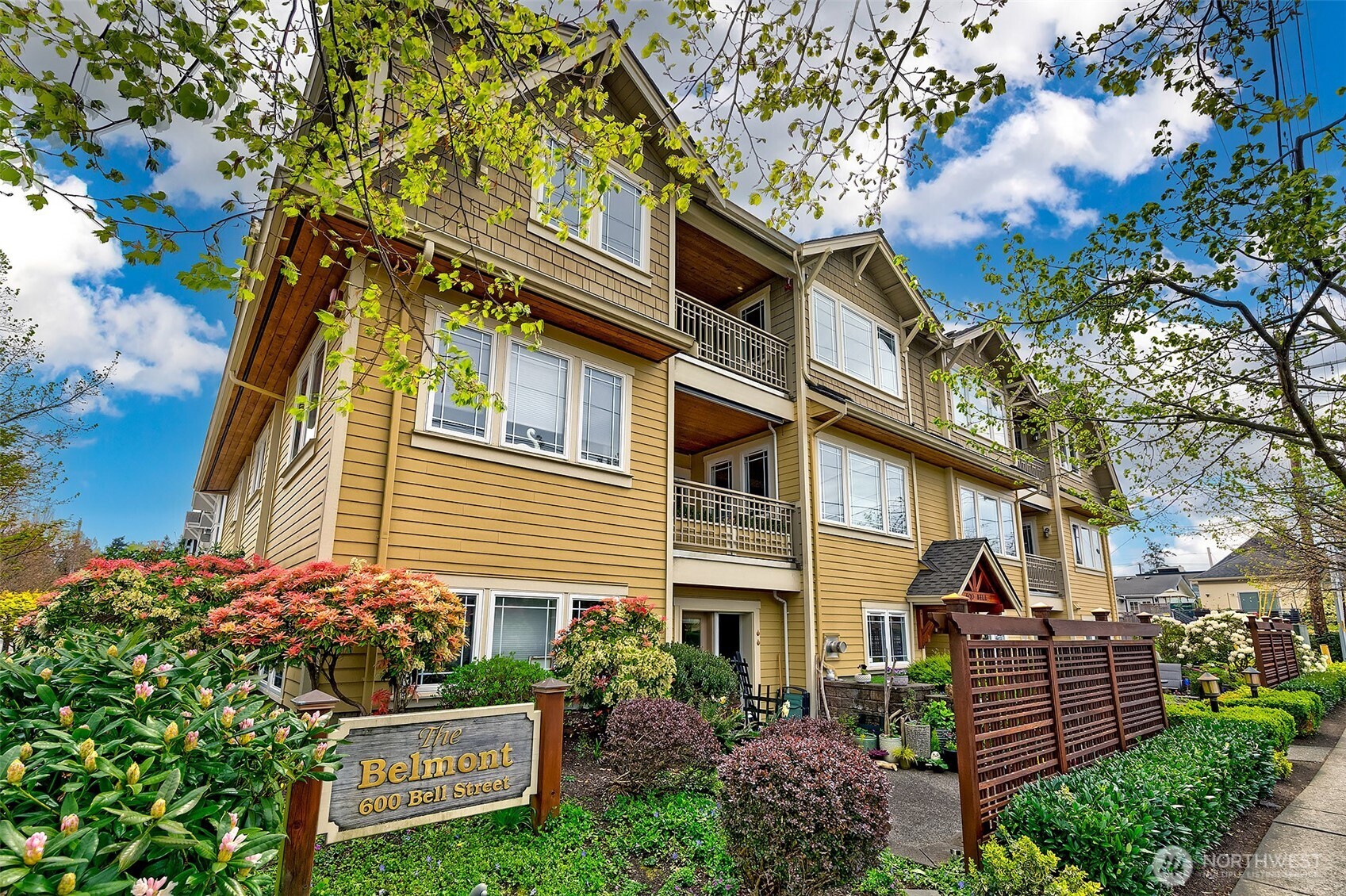 600 Bell Street #301, Edmonds, WA 98020