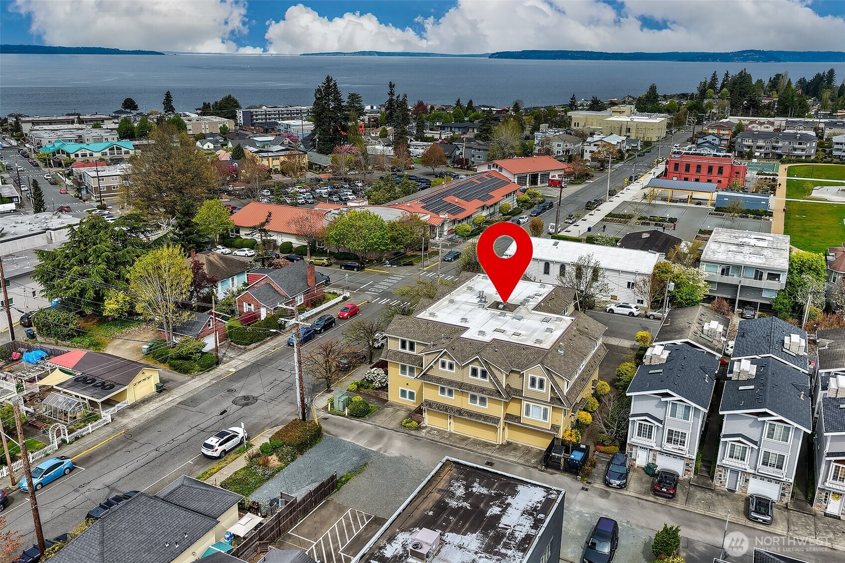 600 Bell Street #301, Edmonds, WA 98020