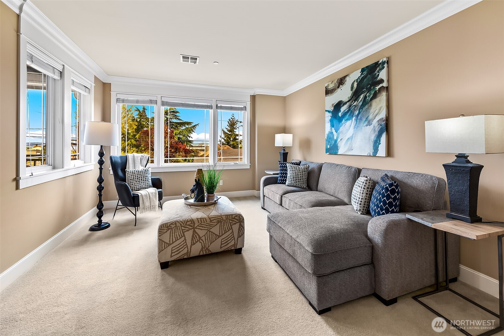 600 Bell Street #301, Edmonds, WA 98020