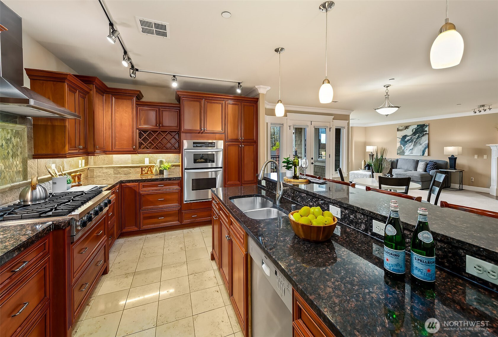 600 Bell Street #301, Edmonds, WA 98020