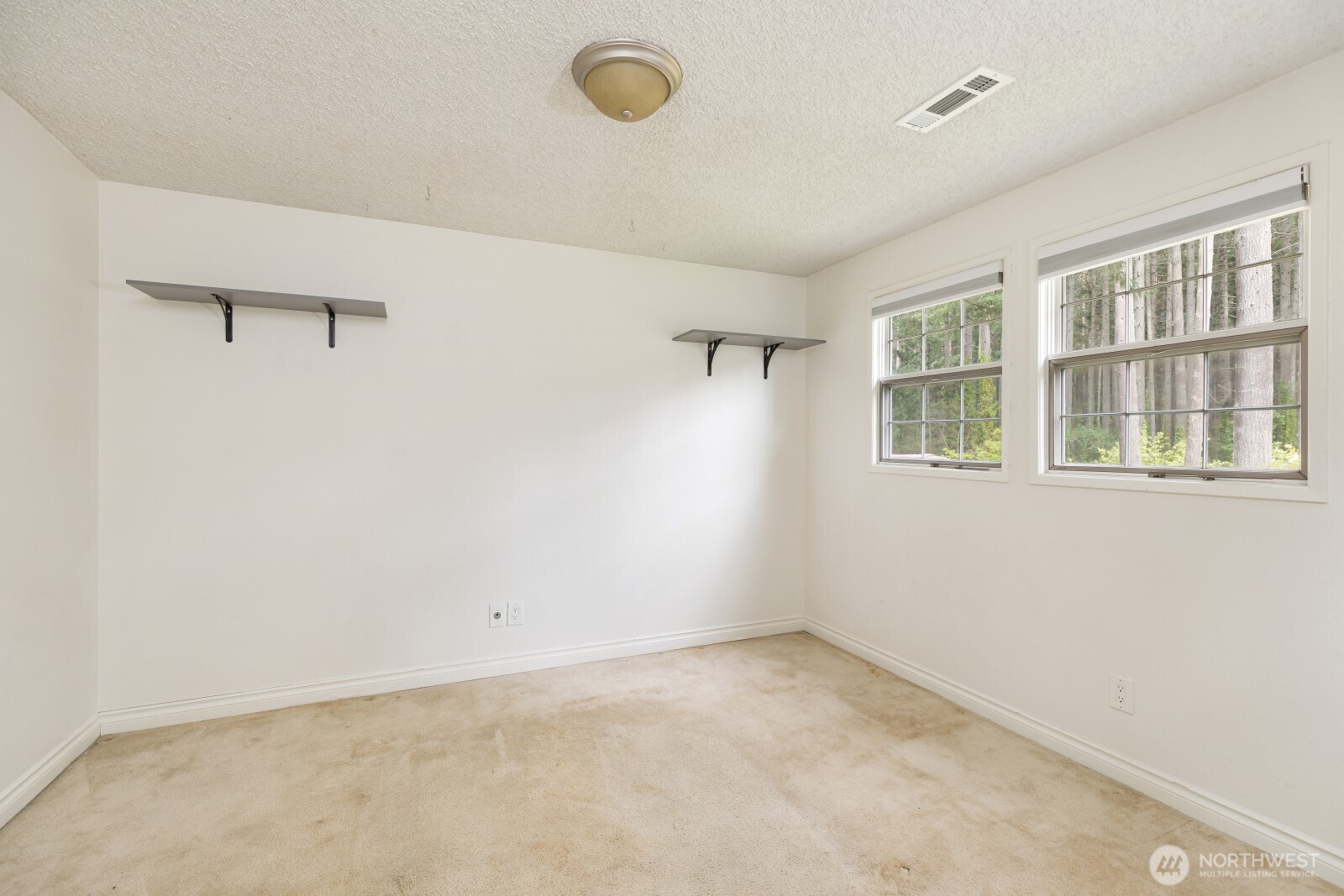 5715 89th Avenue W, University Place, WA 98467