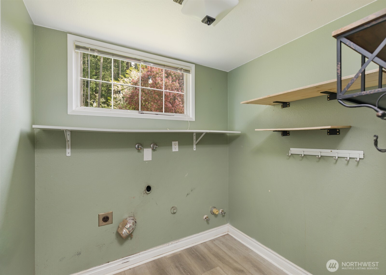 5715 89th Avenue W, University Place, WA 98467