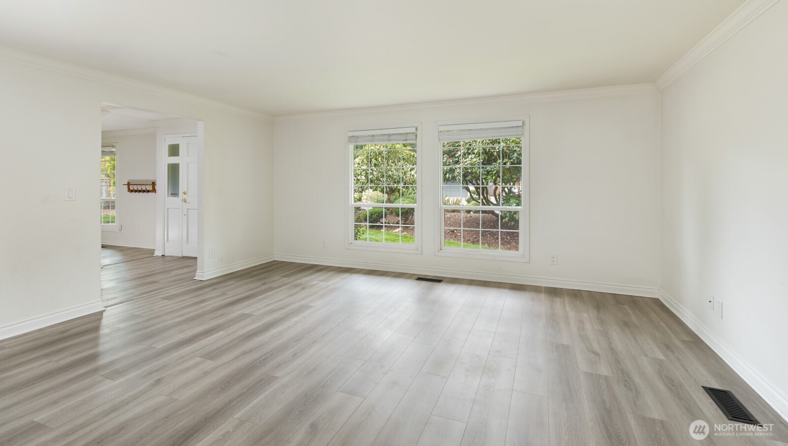5715 89th Avenue W, University Place, WA 98467
