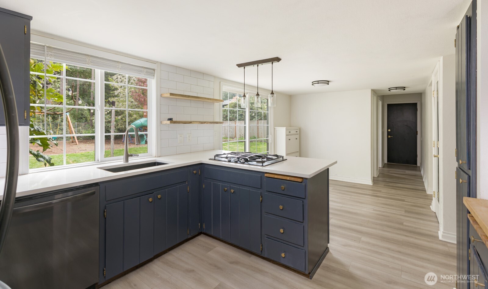 5715 89th Avenue W, University Place, WA 98467
