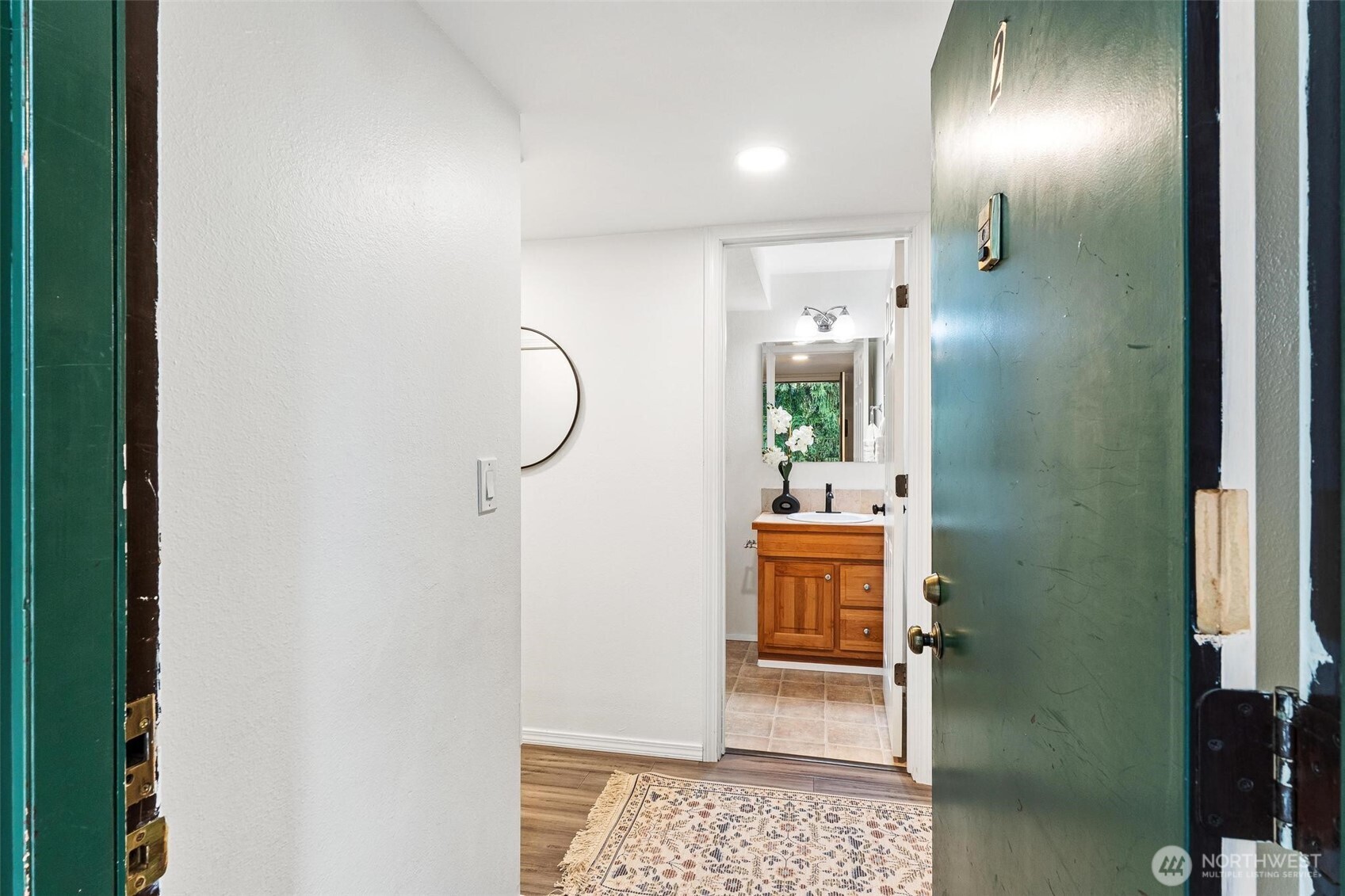 12009 100th Avenue NE #2, Kirkland, WA 98034
