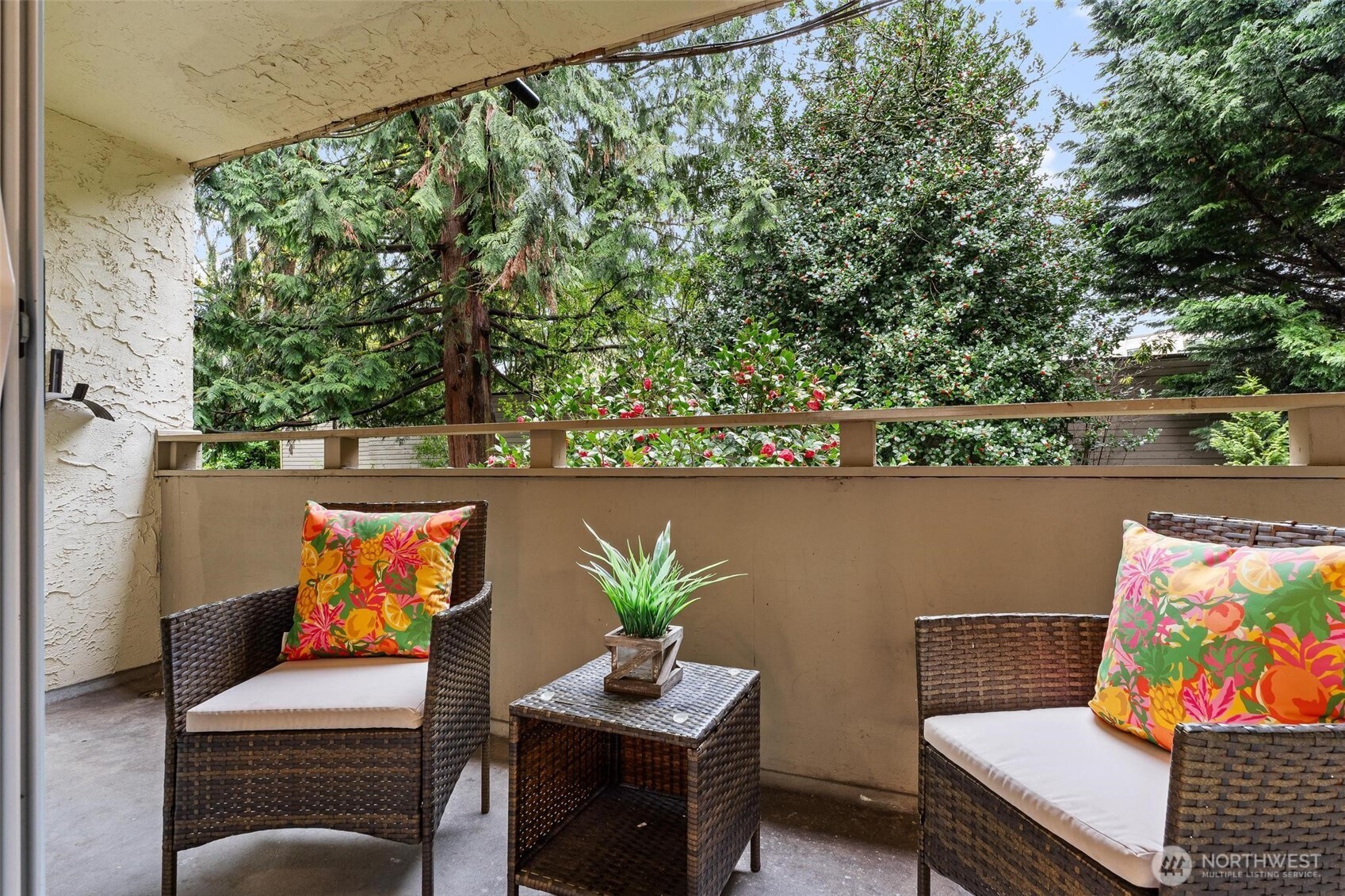 12009 100th Avenue NE #2, Kirkland, WA 98034