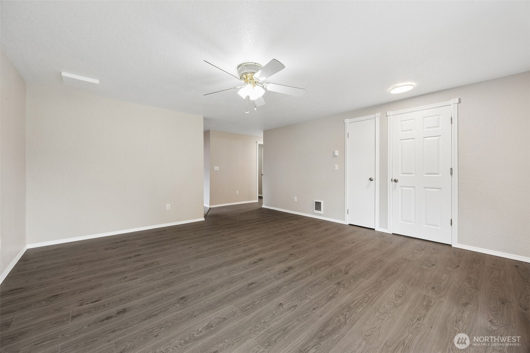 15705 90th Avenue Ct E, Puyallup, WA 98375