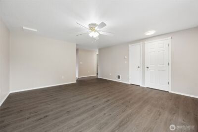 15705 90th Avenue Ct E, Puyallup, WA 98375 - Photo 4