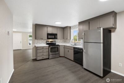 15705 90th Avenue Ct E, Puyallup, WA 98375 - Photo 7