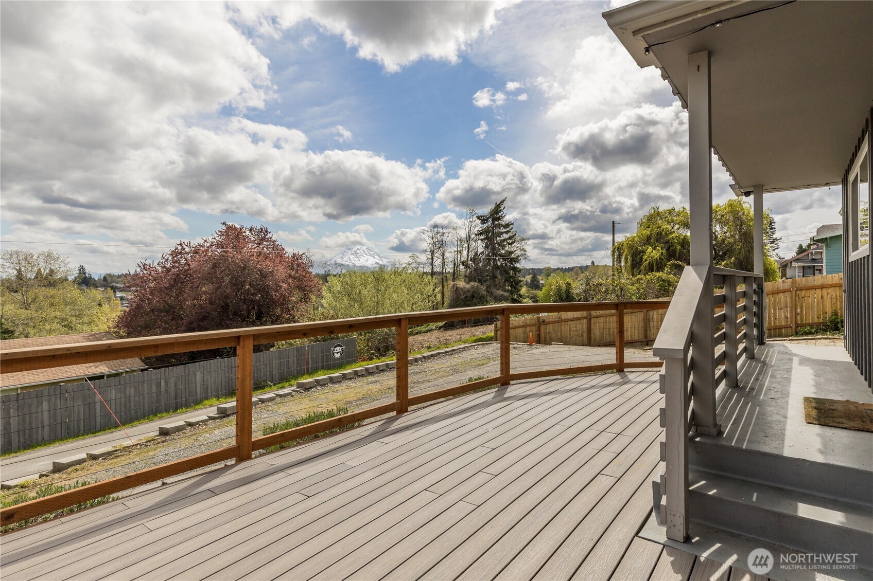 1324 E Fairbanks Street , Tacoma, WA 98404