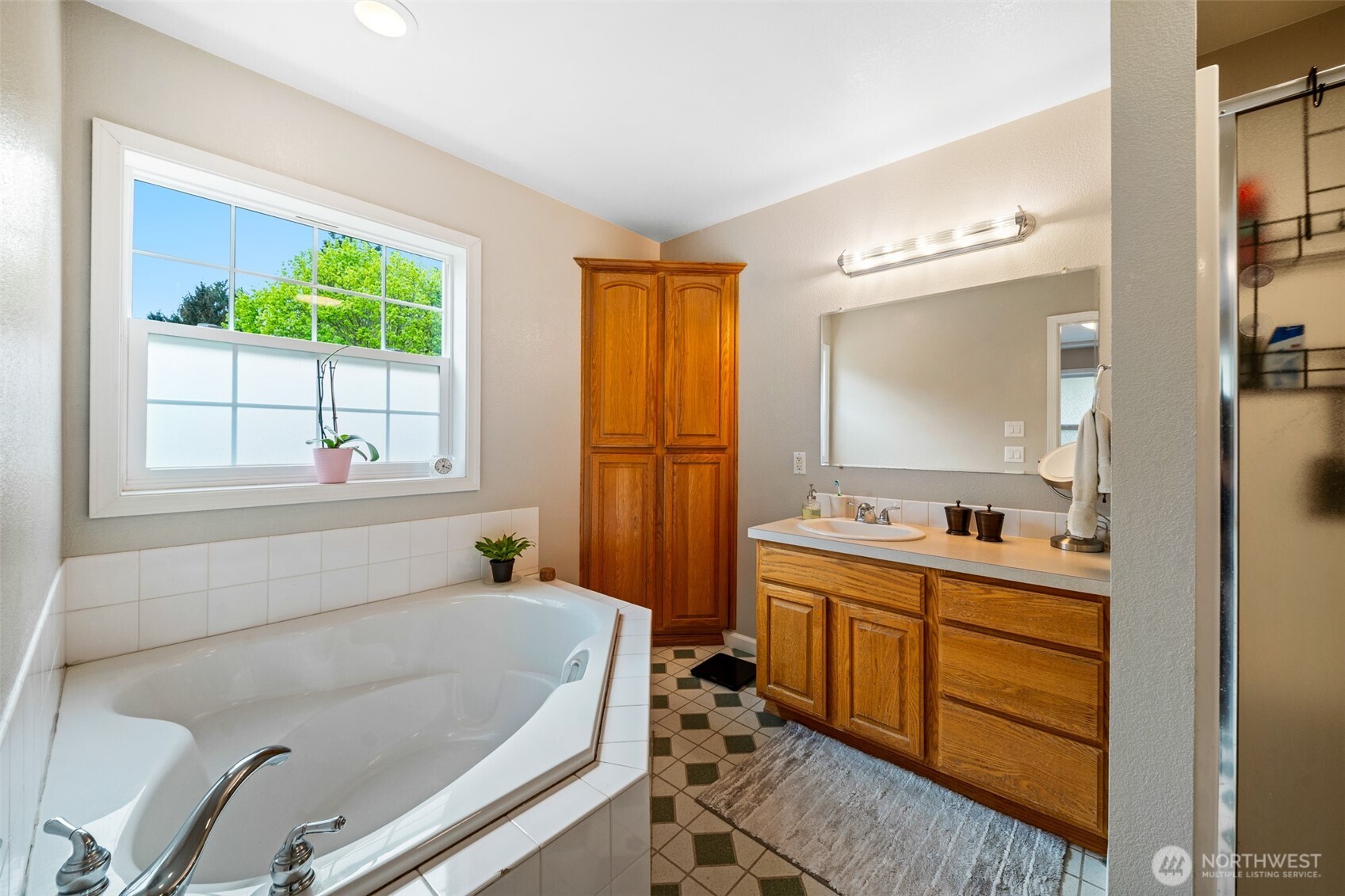 2630 Kaiser Road NW, Olympia, WA 98502