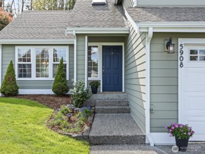 5908 70th Avenue NE, Marysville, WA 98270 - Photo 2