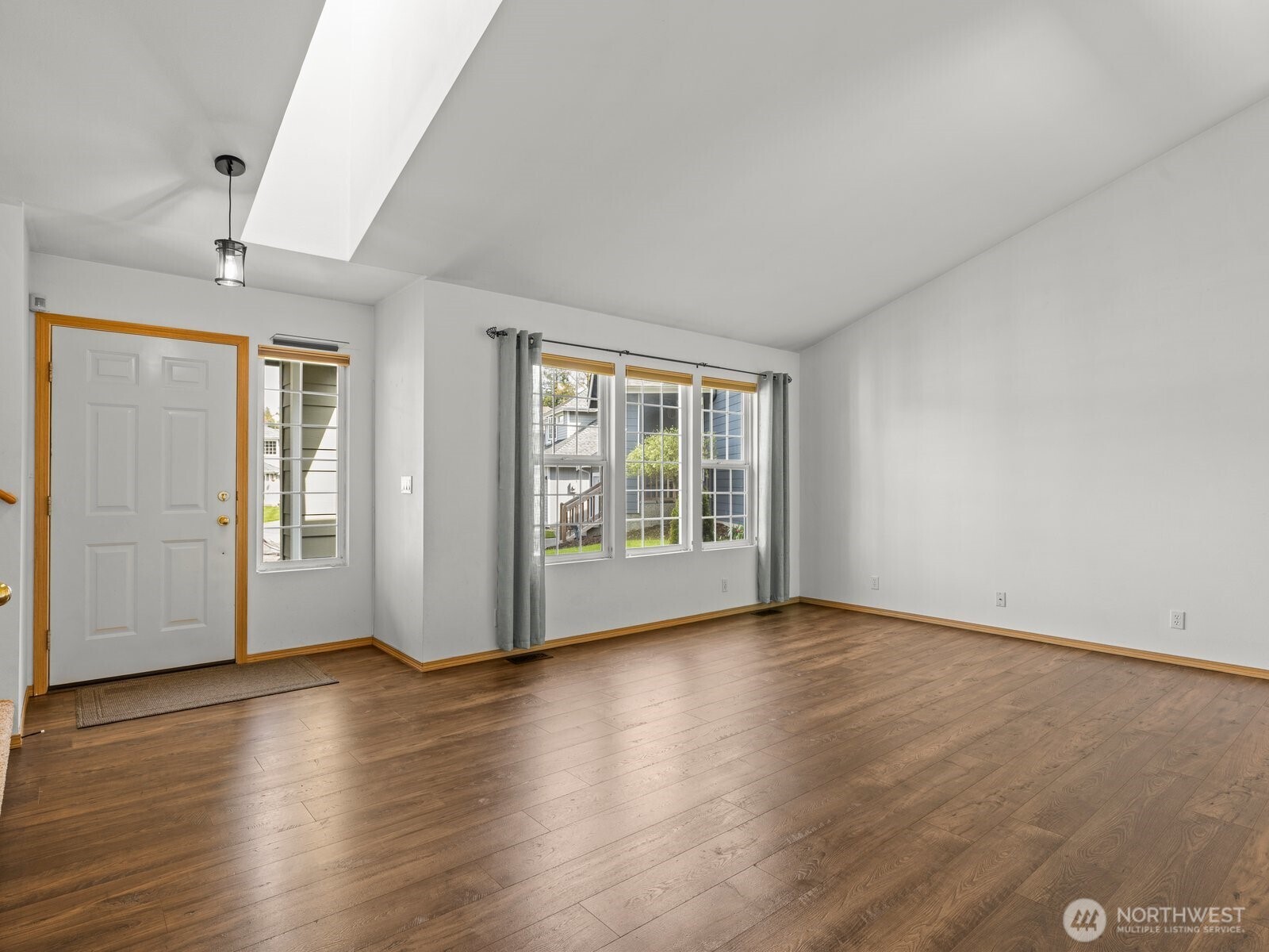 5908 70th Avenue NE, Marysville, WA 98270