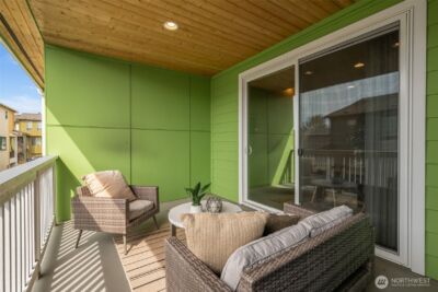 9725 10th Place SW, Seattle, WA 98106 - Photo 18