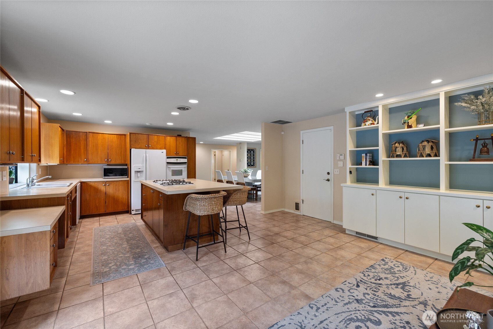 11927 Nyanza Road SW, Lakewood, WA 98499