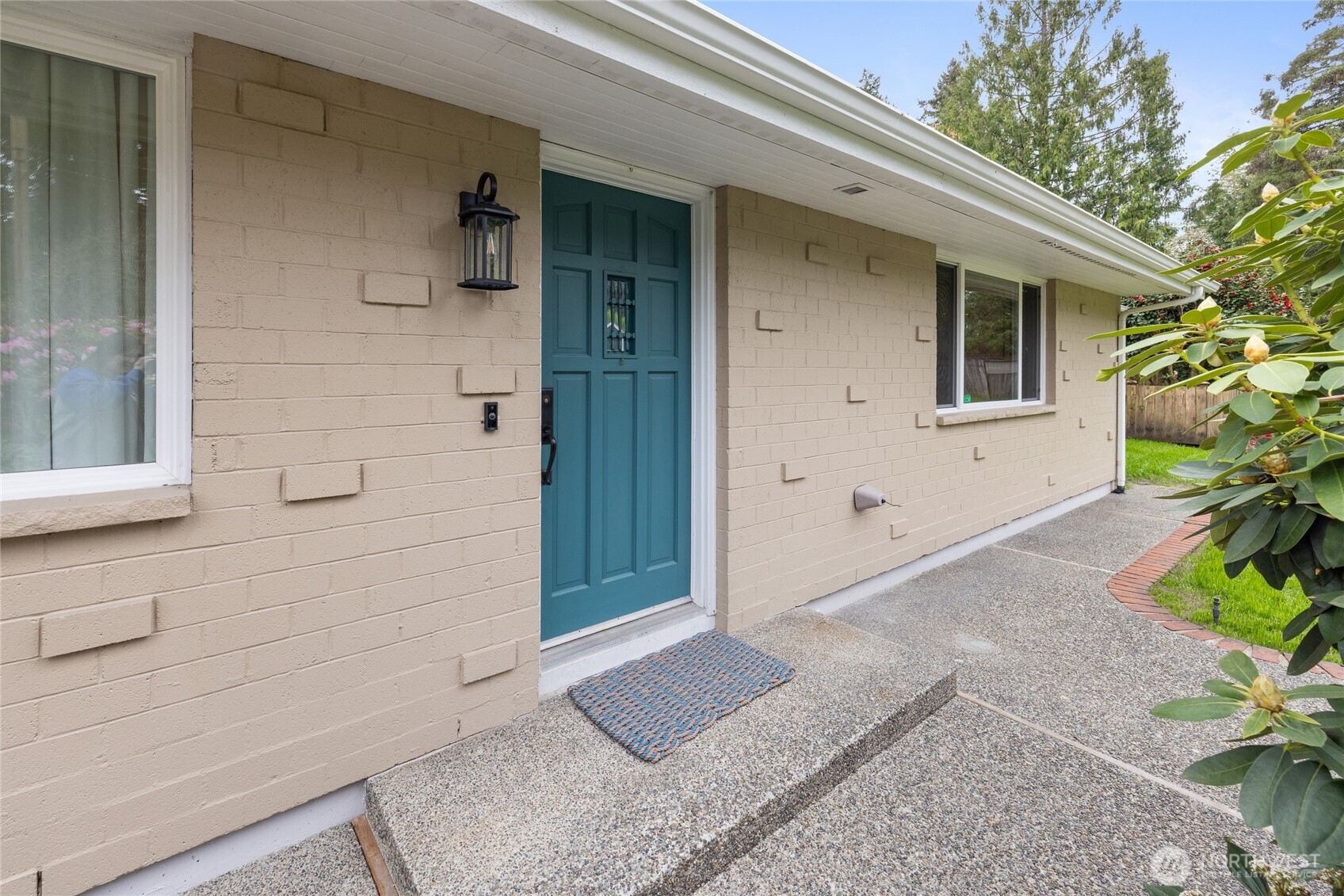 11927 Nyanza Road SW, Lakewood, WA 98499