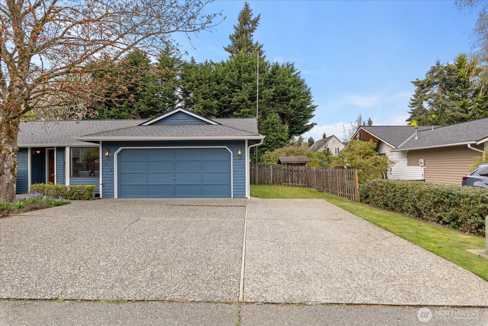 3910 Maple Road , Lynnwood, WA 98037