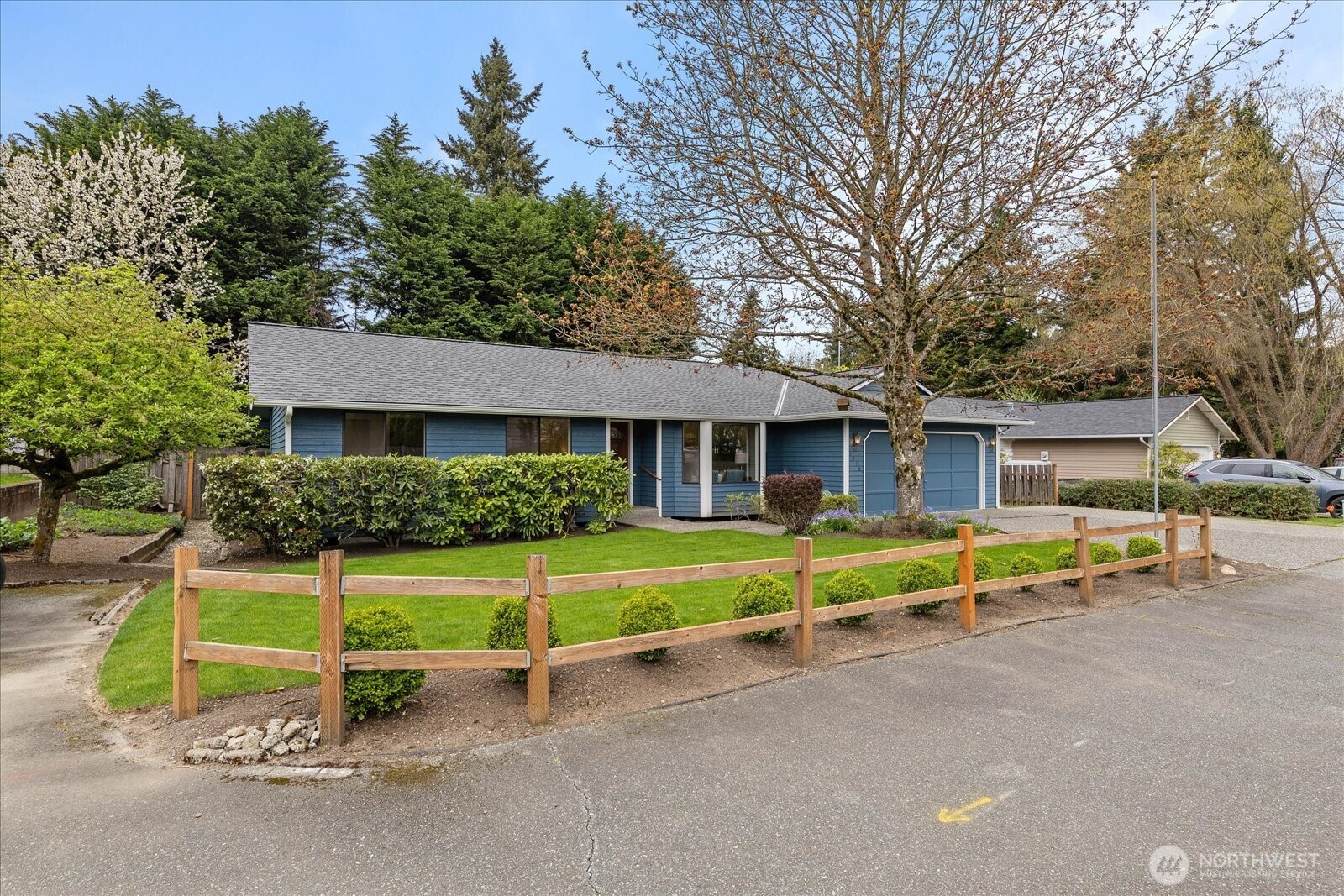 3910 Maple Road , Lynnwood, WA 98037