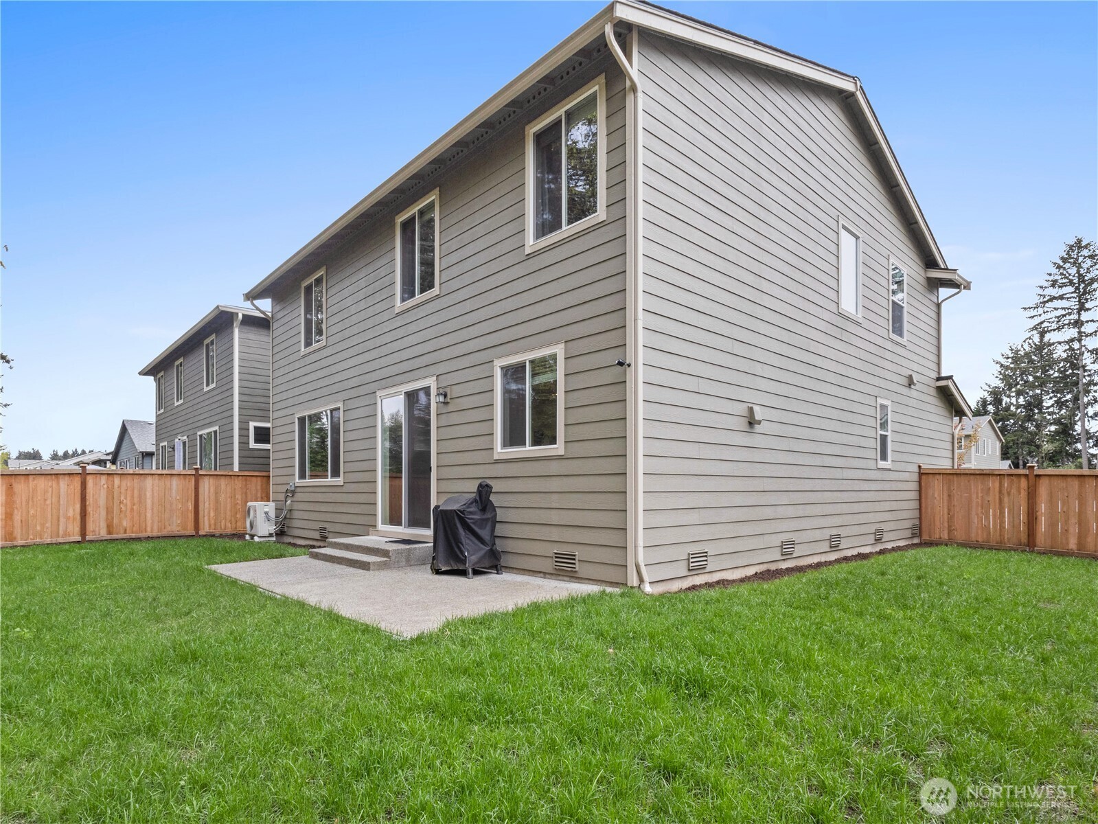 16926 127th Avenue Ct E, Puyallup, WA 98374