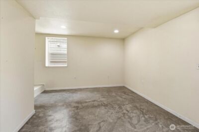 308 NE 50th Street , Seattle, WA 98105 - Photo 18