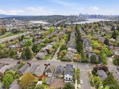 308 NE 50th Street , Seattle, WA 98105 - Photo 34