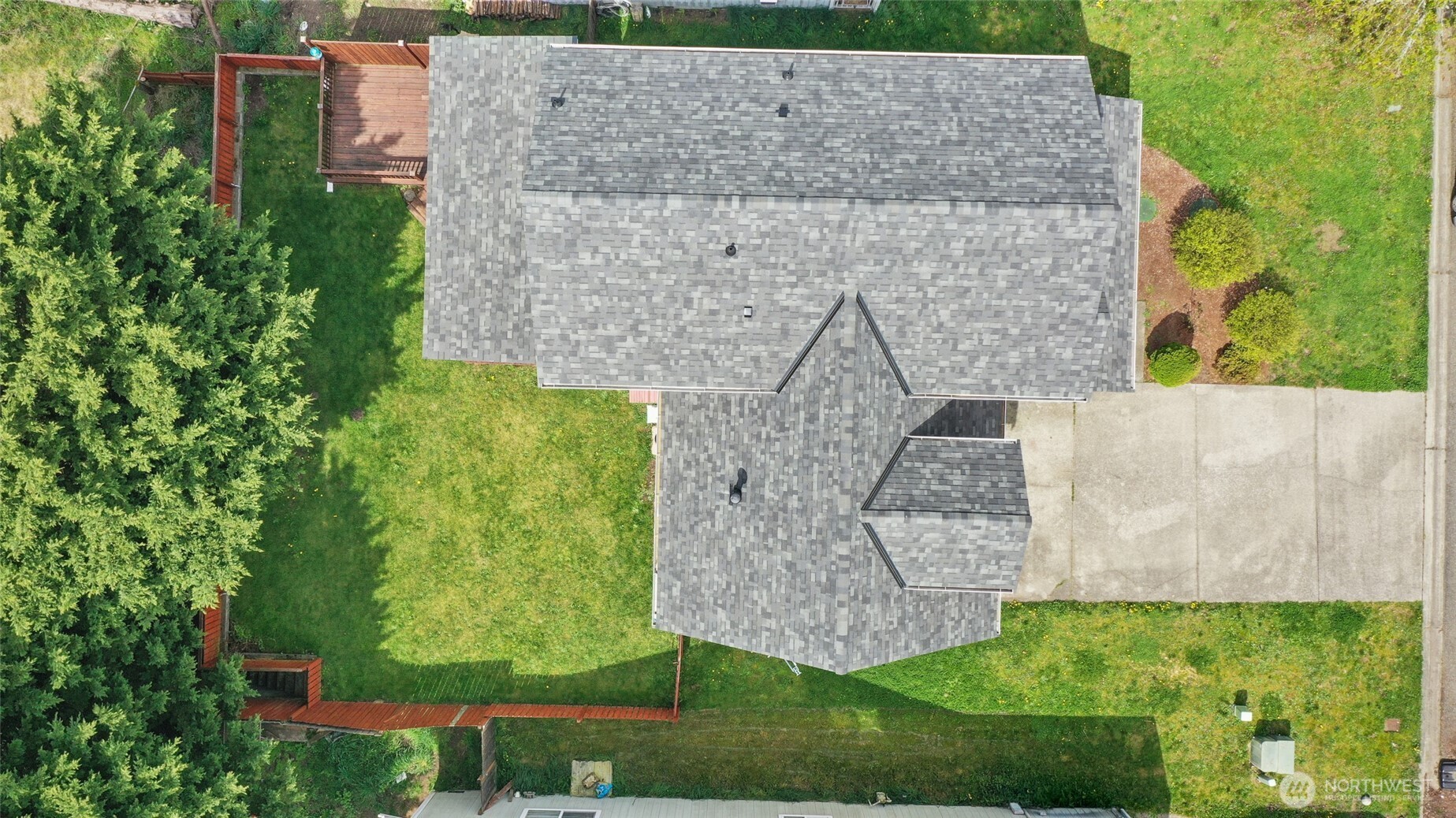15811 90th Street SE, Yelm, WA 98597-8622
