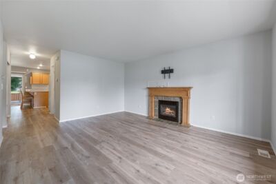 15811 90th Street SE, Yelm, WA 98597-8622 - Photo 4