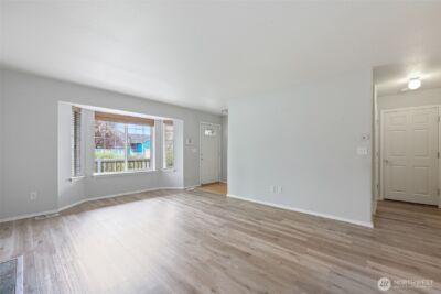 15811 90th Street SE, Yelm, WA 98597-8622 - Photo 5
