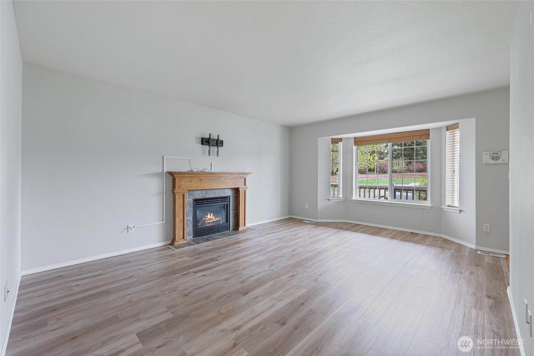 15811 90th Street SE, Yelm, WA 98597-8622