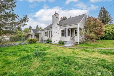 505 W Harvard Avenue , Shelton, WA 98584