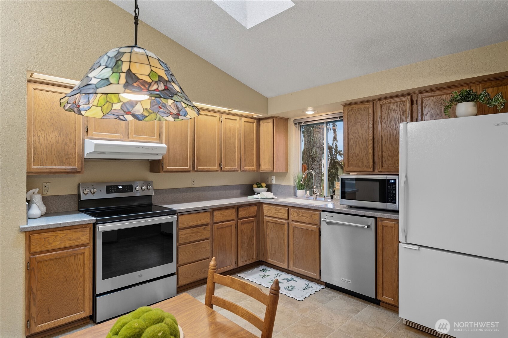 9421 175th Street Ct E, Puyallup, WA 98375-2059