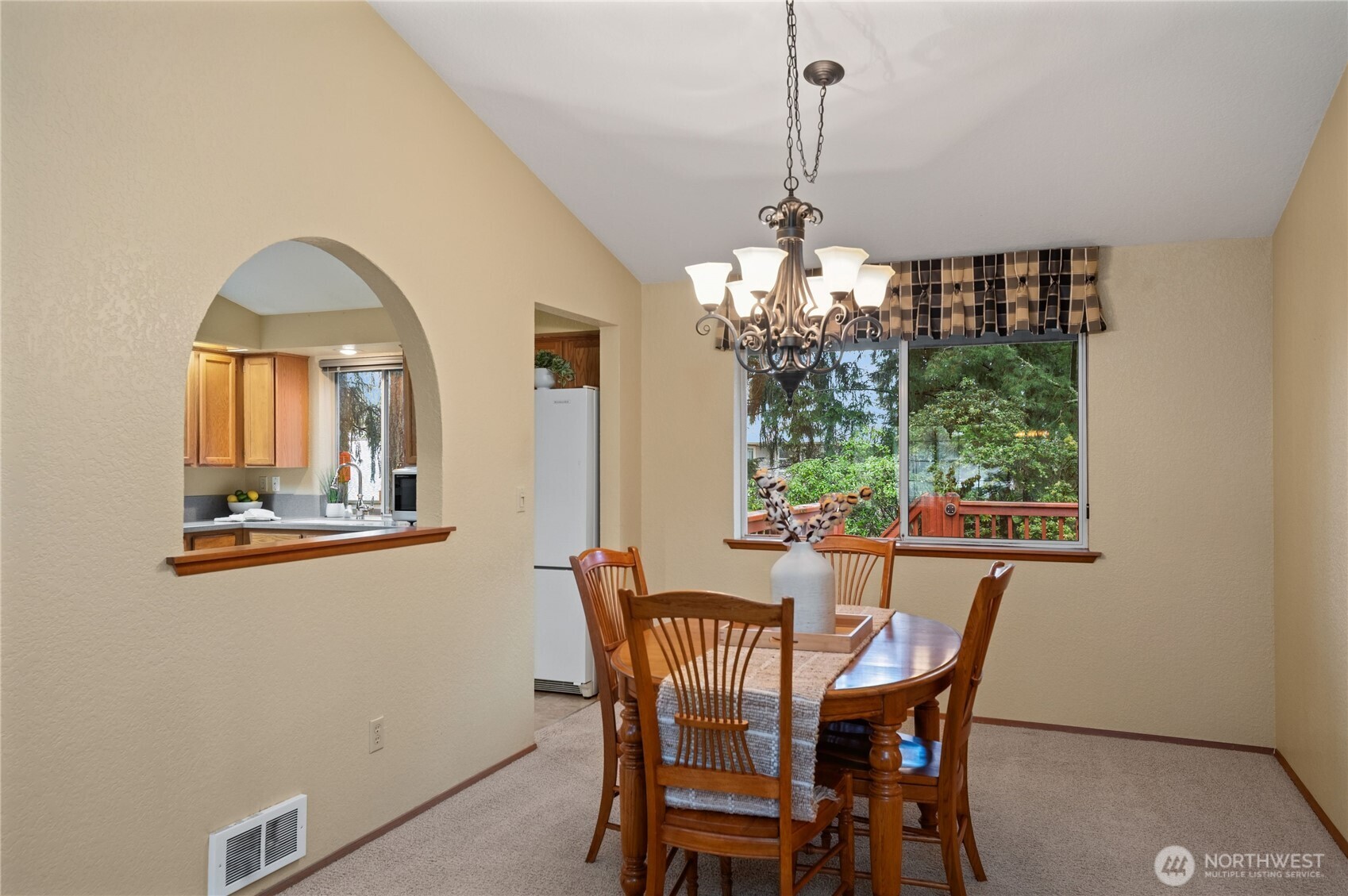 9421 175th Street Ct E, Puyallup, WA 98375-2059