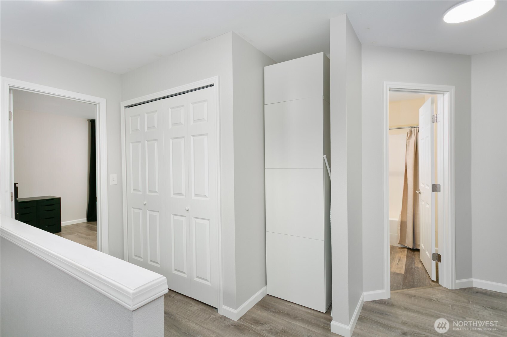 3827 S Cushman Avenue , Tacoma, WA 98418