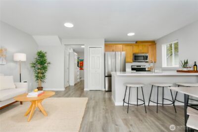 3827 S Cushman Avenue , Tacoma, WA 98418 - Photo 3